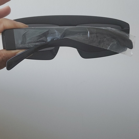 Retro rectangular black shades - Picture 2 of 2